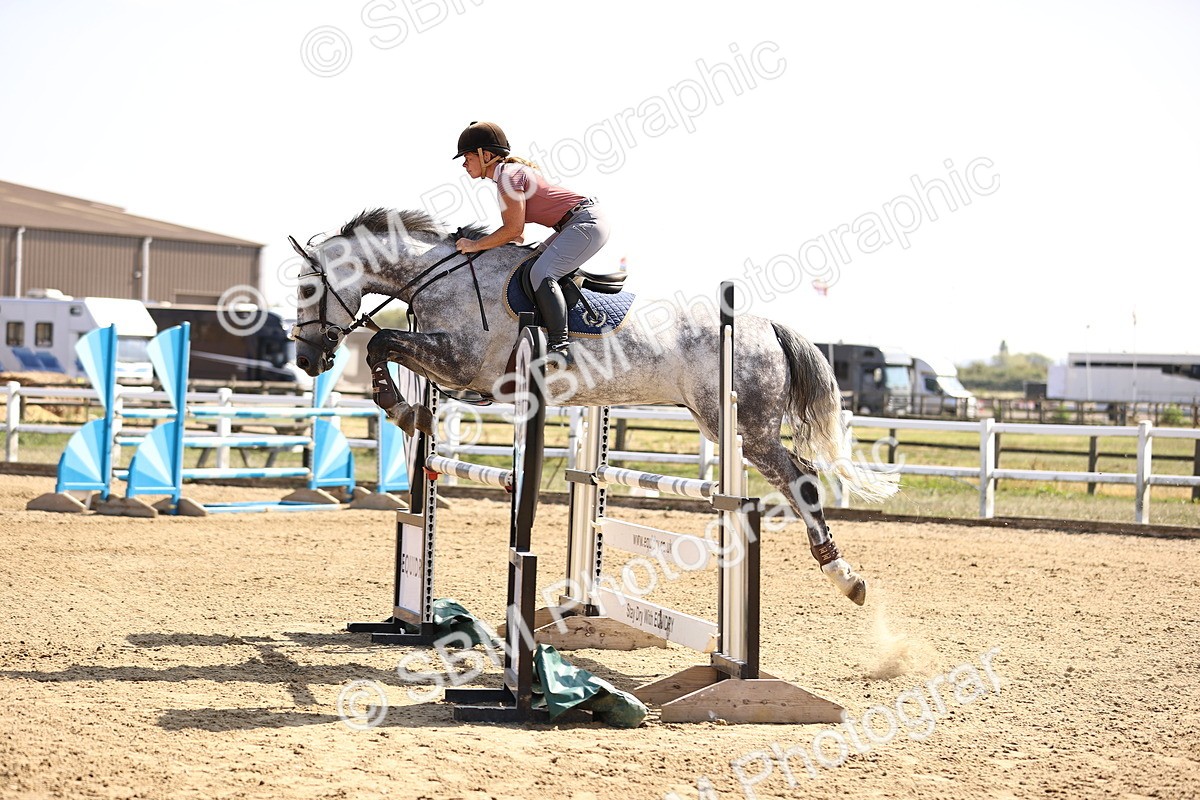 SBM_007002 - Class 13 - Senior Newcomers - 1.10m