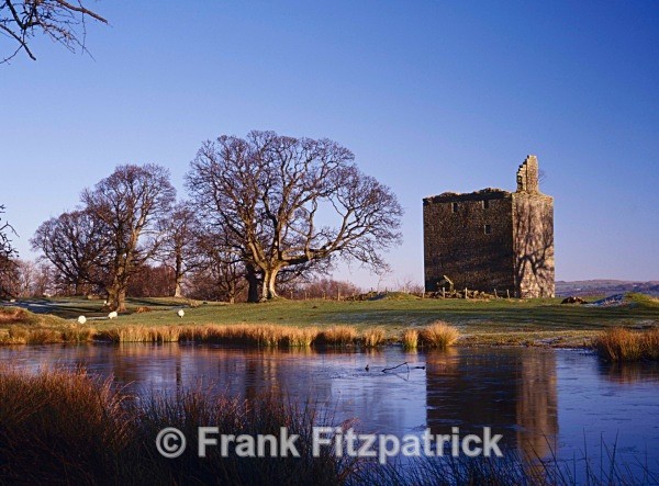 Barr castle, Lochwinnoch, Renfrewshire. - Scotlands Castles