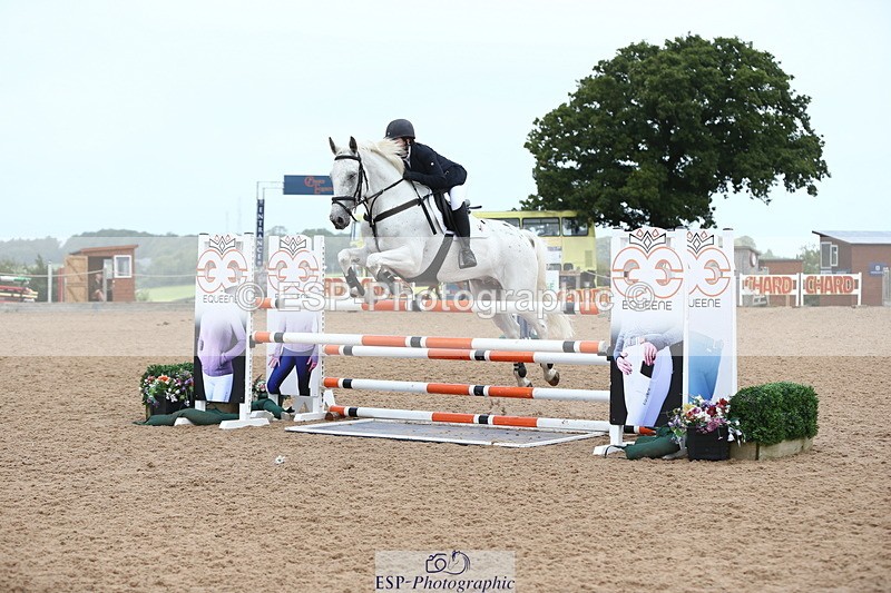 230812A-121206-08843 - Cls 32 Foxhunter