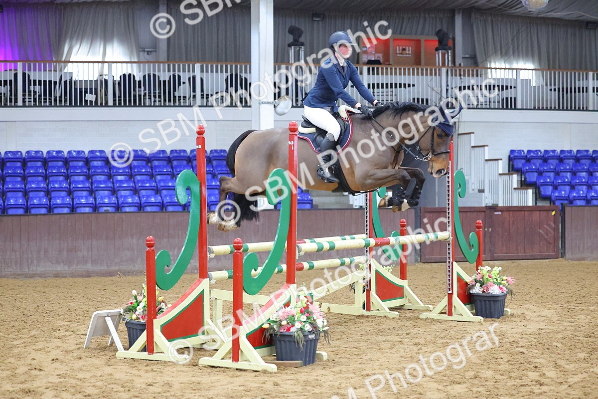 SBM_008574 - Class 21 - Nupafeed Supplements Senior Discovery/ 1m Open - First Round (1.00m)