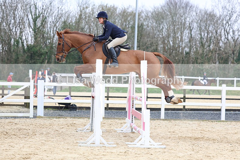 3E7A7589 - Class 8: Senior Newcomers/1.10m open