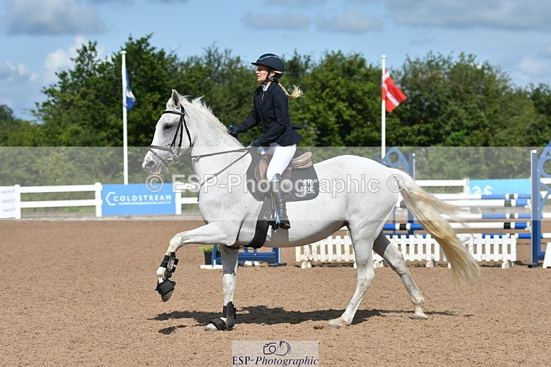 240727A-102154-03413 - Cls 20 Snr British Novice and 90cm Open