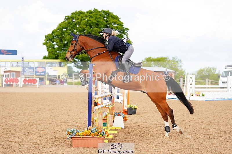 240526A-111318-07762 - Cls 26 Chard Equ 1.05m and 1.10m Grand Prix