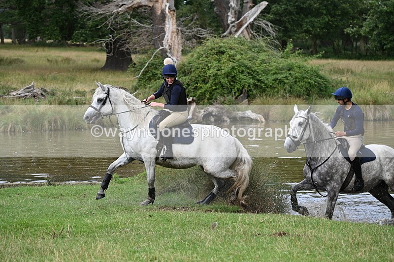 WJ7_0387 - Time at Water 09:19 to 10:04