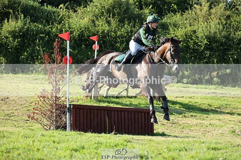 240811A-175242-07297 - 472-