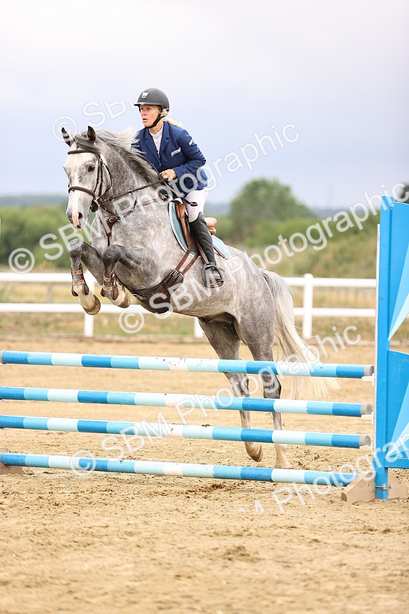 SBM_024720 - Class 9 - Senior British Novice - 90cm
