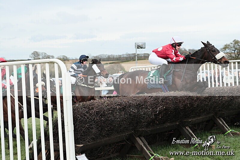PtP 130425 92 - Edgecote Races 13/04/25