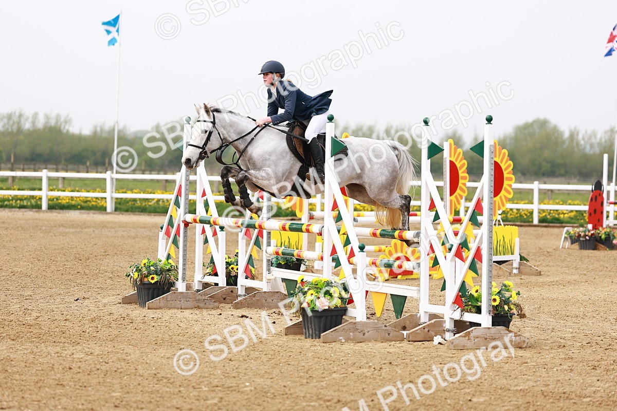  - Class 17 - Senior 1.05m