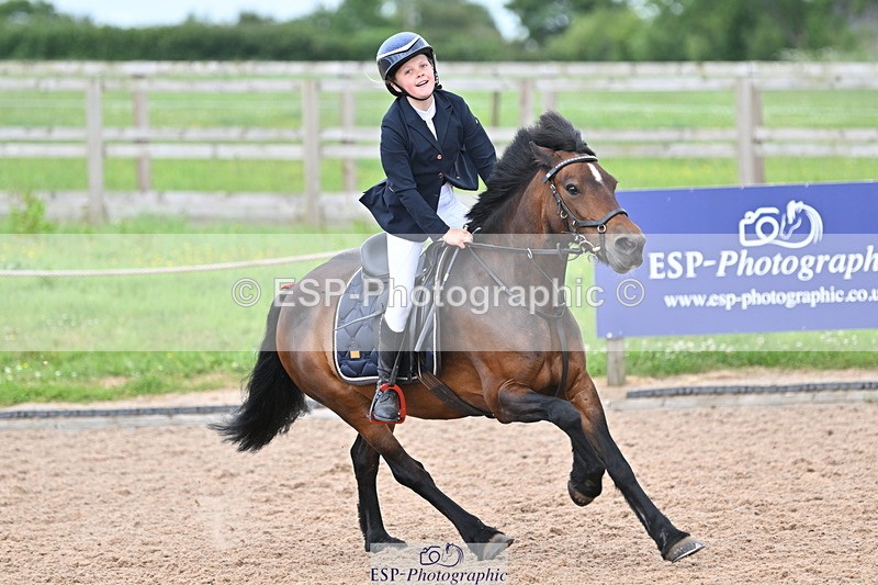 240628A-170001-01603 - Cls 5 Stepping Stones 128cm + 138cm