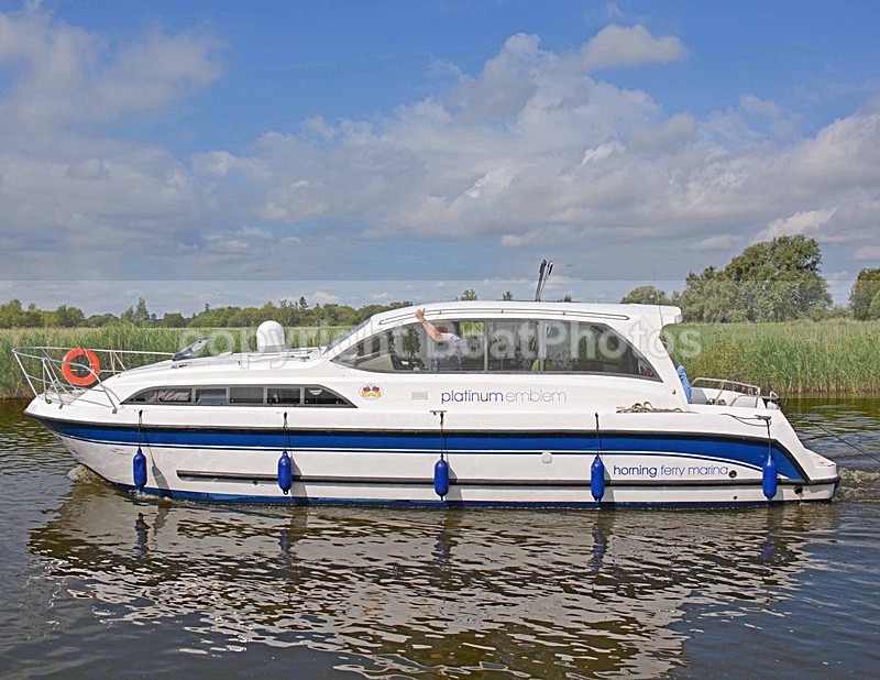 140717 PLATINUM EMBLEM CCImg_013 - River Launches