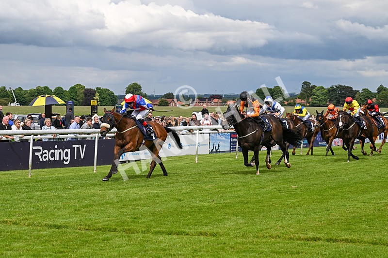 290524-Race 4-Makeen-6183 - Race 4