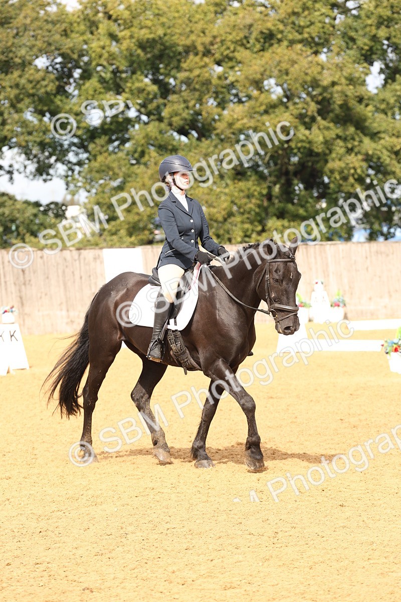 SBM_40653 - D6 - Small Tour Championship Intro 4