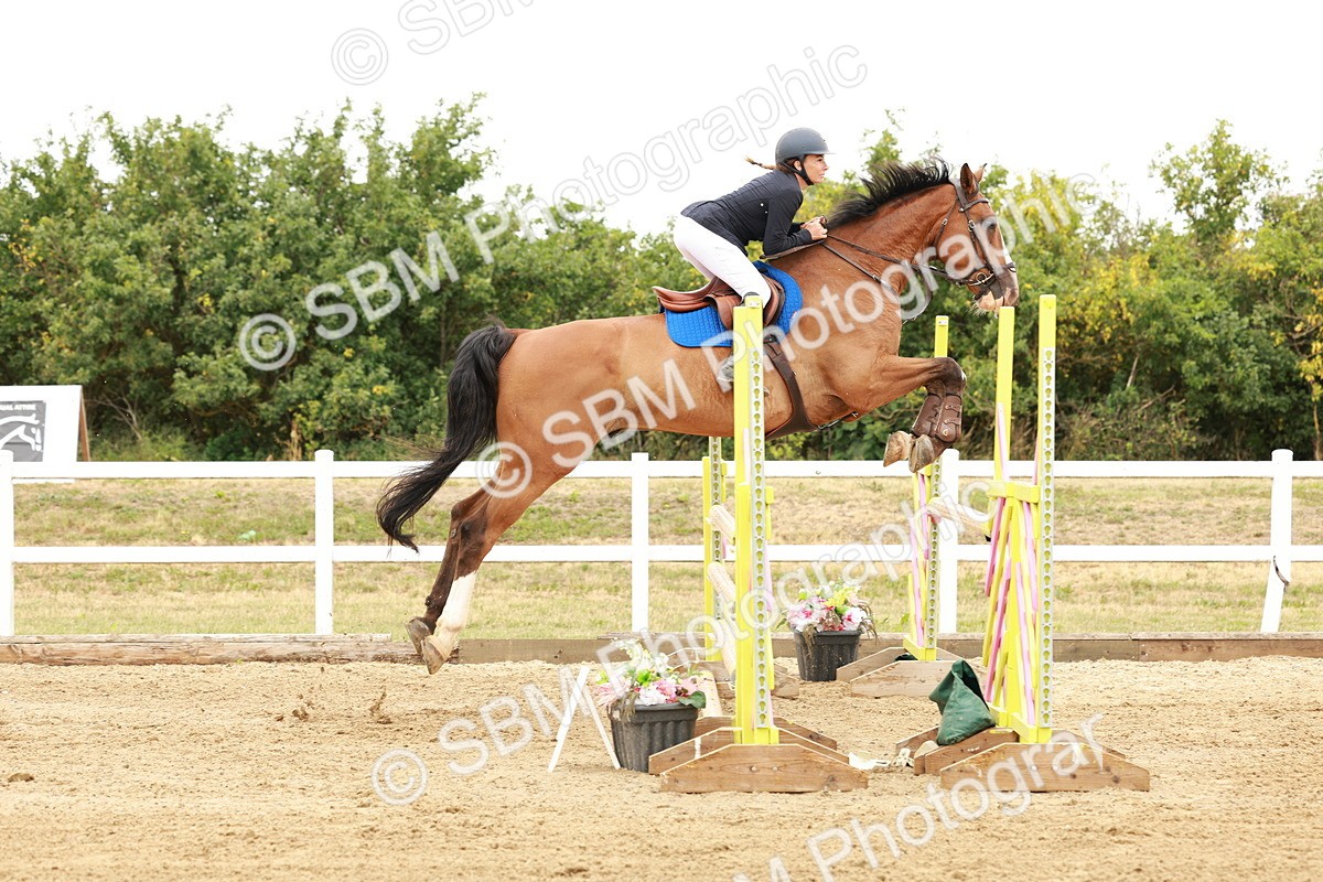 SBM_016715 - Class 20 - Senior Newcomers - 1.10m