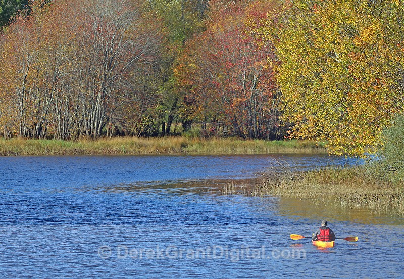 Kayaking the Hammond River in Autumn - New Brunswick Canada - Sport & Recreation