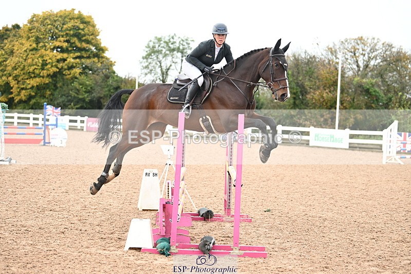 241023A-115022-00638 - Cls 1 British Novice and 90cm Open