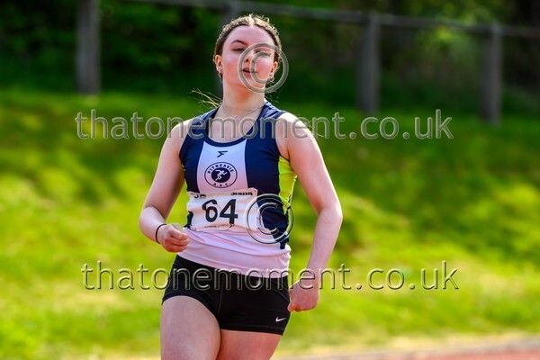 East25Sun-929380 - Track Female