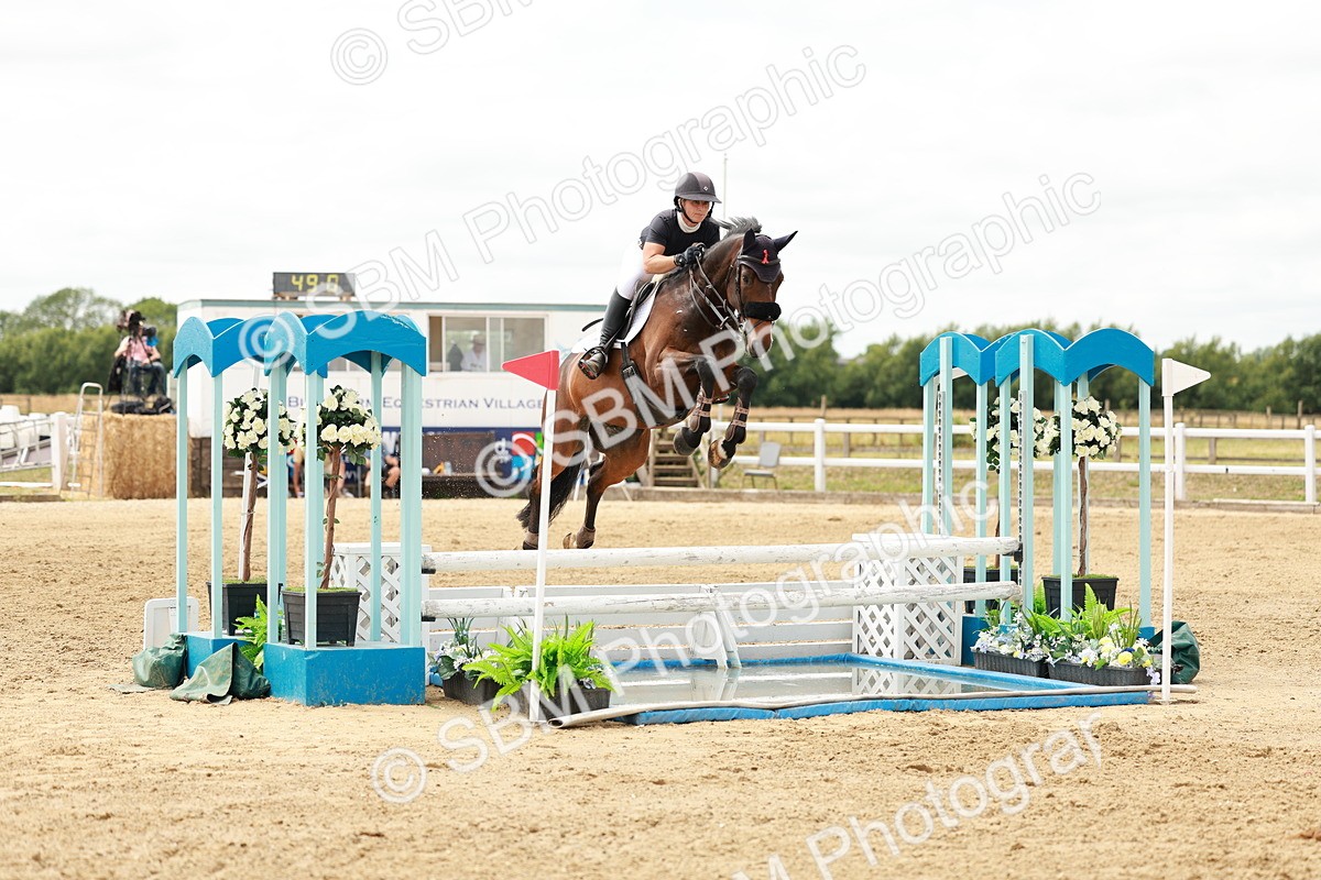 SBM_018947 - Class 21 - Senior Newcomers Championship 2d Rd