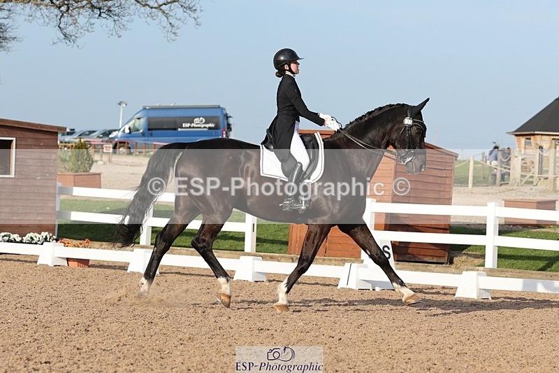 250404-181222-08238 - 132-Marie-Ayesha.Barilits-Gupta-Rob.Roy.II