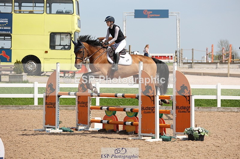 240510A-144411-07821 - Cls 17 1.05m National Am Quali