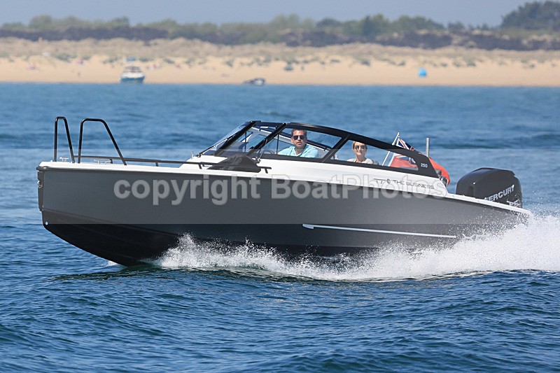 180506 THE BUSINESS 1Y3A9142 - Motorboats - Open