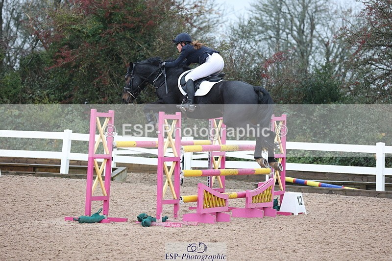 231112A-134204-04616 - Cls 20 Newcomers & 1.10m Open