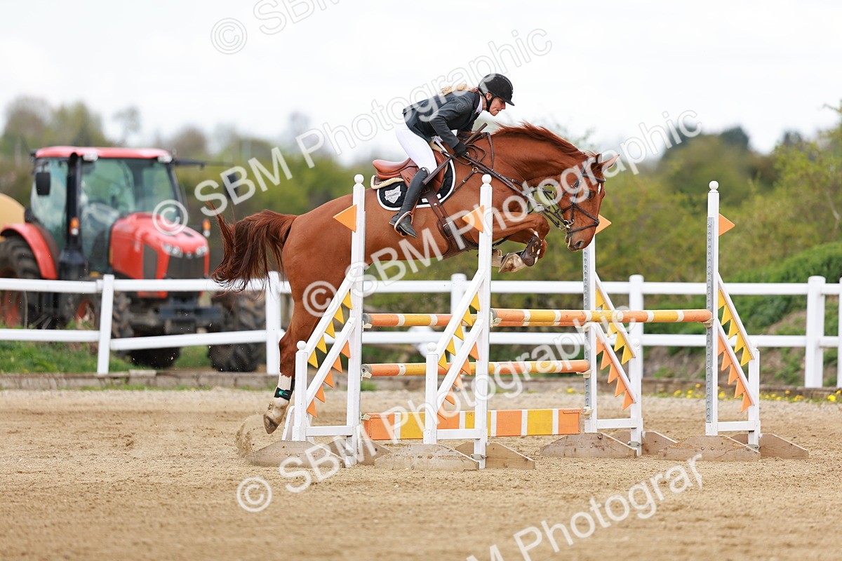 SBM_001966 - Class 4 - Senior Newcomers - 1.10m