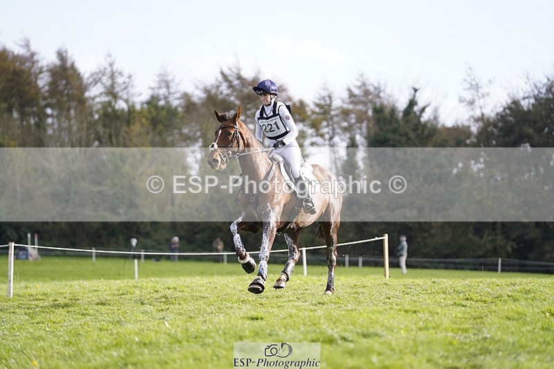 241025-152306-10456 - 221-Ivy.Fisher-BALIEF.DE.REVE