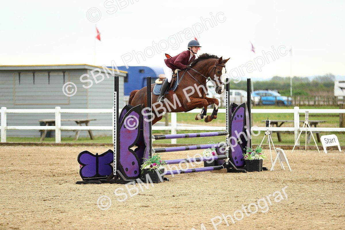 SBM_000369 - Class 2 - Senior British Novice 90cm