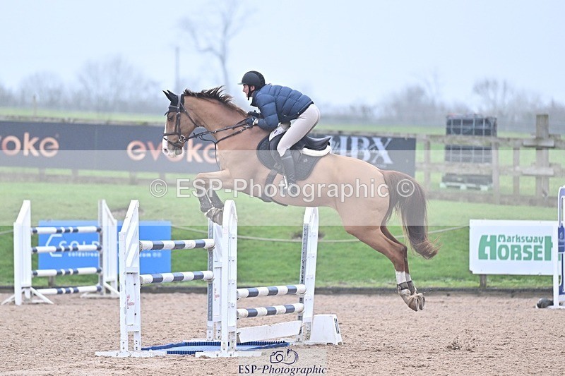 260114-140304-00515 - Cls 5 Foxhunter and 1.20m