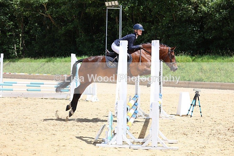 3E7A2159 - Class 4: 70 -75cm Part A