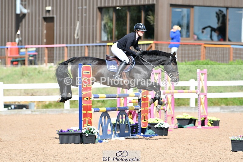 240913A-143002-04734 - Cls 24 1.05m Amateur Qualifier