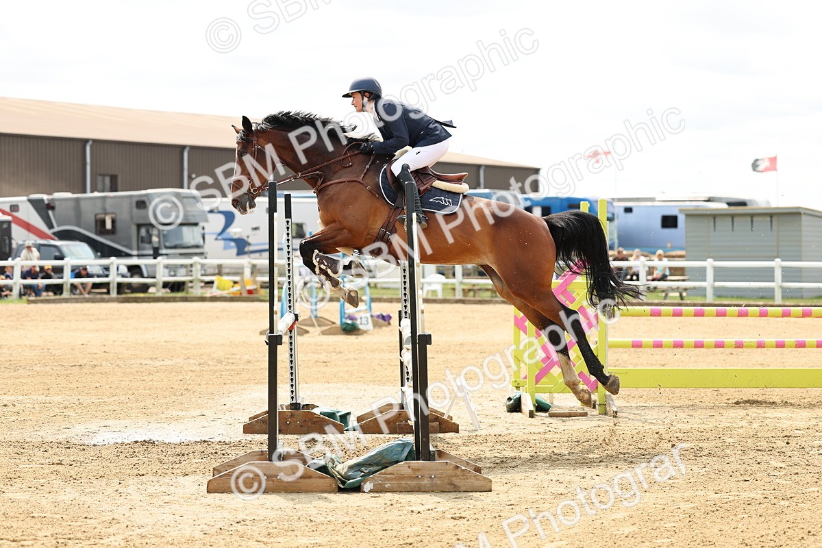 SBM_005107 - Class 17 - Senior Discovery - 1.00m