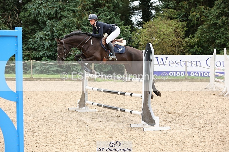 240817-141218-01761 - 05A Snr Newc