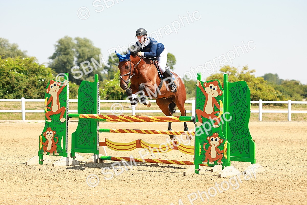 SBM_001439 - Class 4 - Senior Newcomers - 1.10m