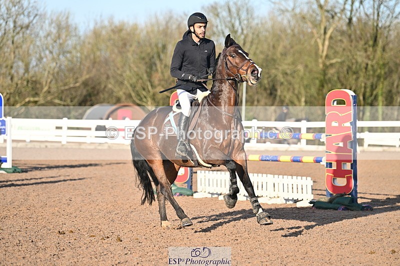 231210A-132350-02574 - Cls 20 Newcomers & 1.10m Open