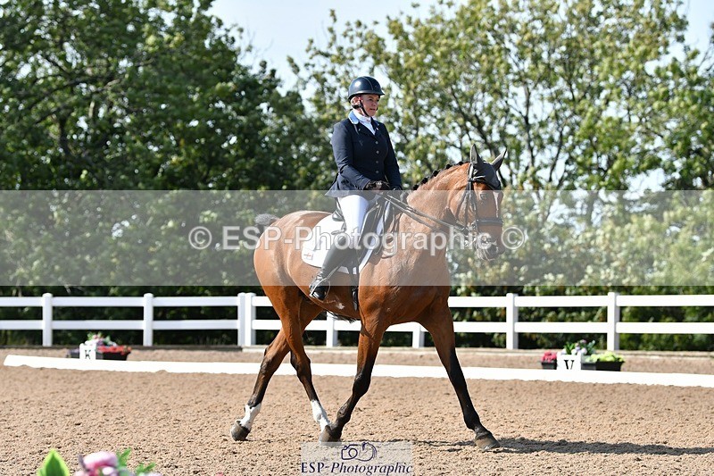 250906-152337-04267 - 119-Kirstie.WrightMill.House.Kann.Eye