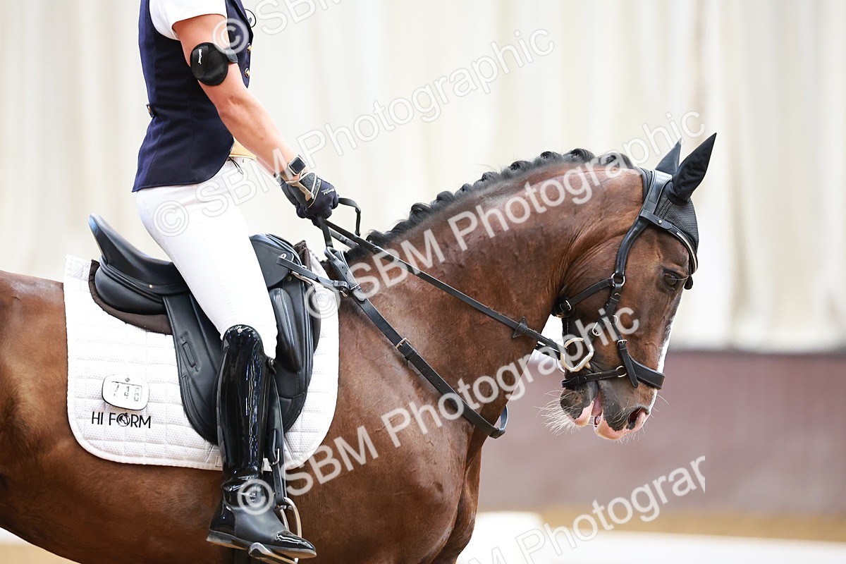 SBM_003843 - Para PYO Warm Up