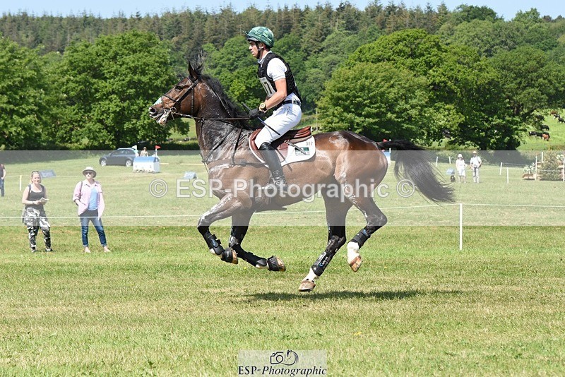 230527-112442-08846 - 307-PENHILLS_CANDY_MAN-Max_Warburton-XC
