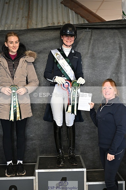 260213-130324-00720 - Cls 7 FEI Inter I Silver Presentations