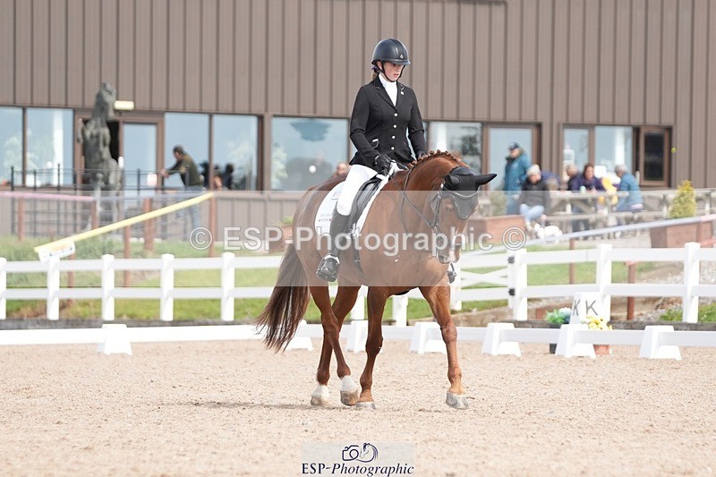 250906-124035-02231 - 015-Annie.MannLittle.Lady.Guinevere