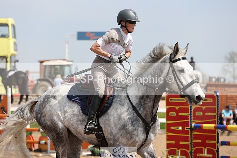 240510A-144850-07871 - Cls 17 1.05m National Am Quali