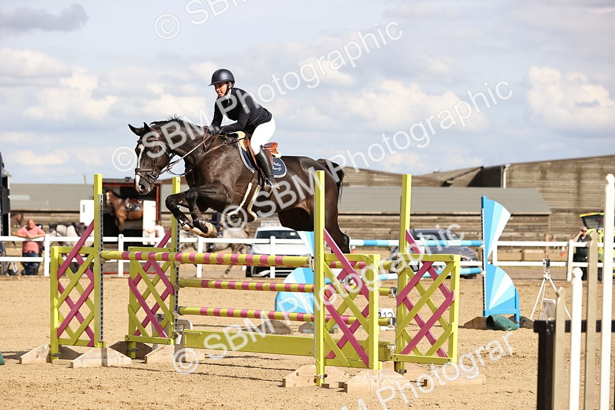 SBM_003738 - Class 13 - Senior Foxhunter - 1.20m