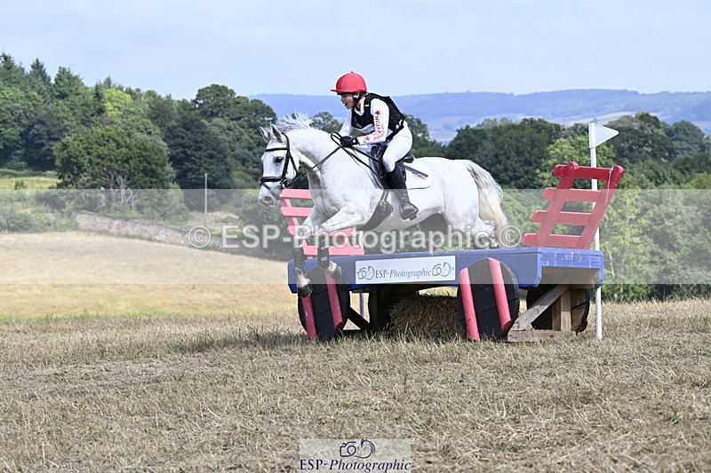 250824A-141622-37902 - 2162-Lydia.Jackson-Castlecoote.Storm