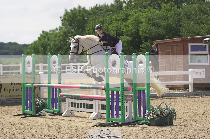 230810A-131020-02336 - Cls 4 1.05m Amateur Quali