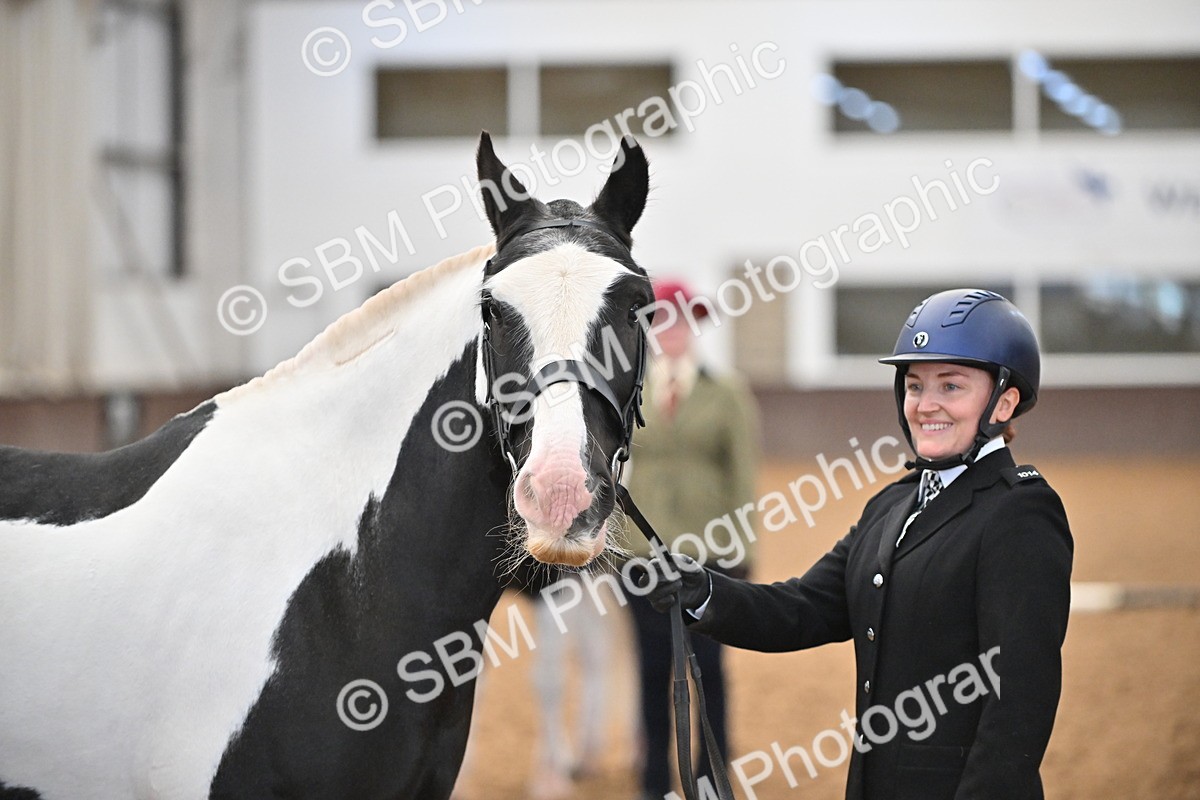 SBM_000042 - Class 1 - In Hand Cob