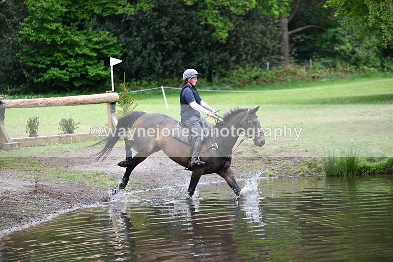 WJ5_5330 - Time 12:04 to 13:05