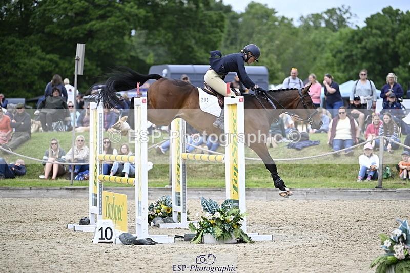 250525A-143927-17930 - C-209-Sarah.Gairdner-WESTPOINT.QUICK.LETS.PARTY