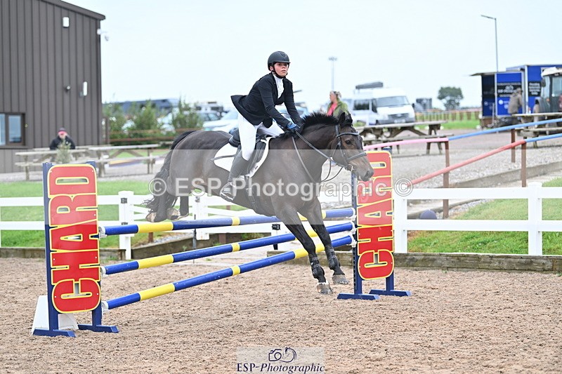 240907A-115406-01299 - Cls 8 1.05m Amateur Qualifier