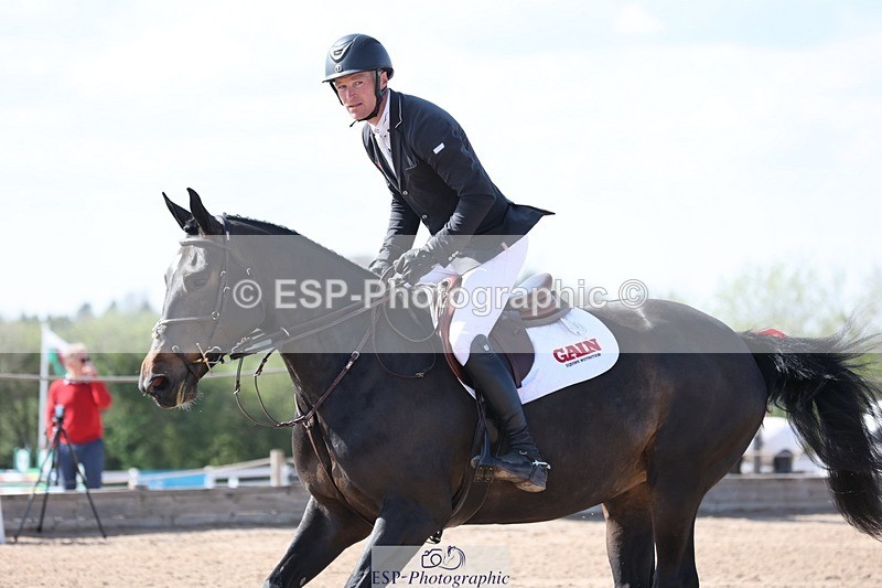 250427-155605-18243 - Cls 24 - 1 Star Gold Tour