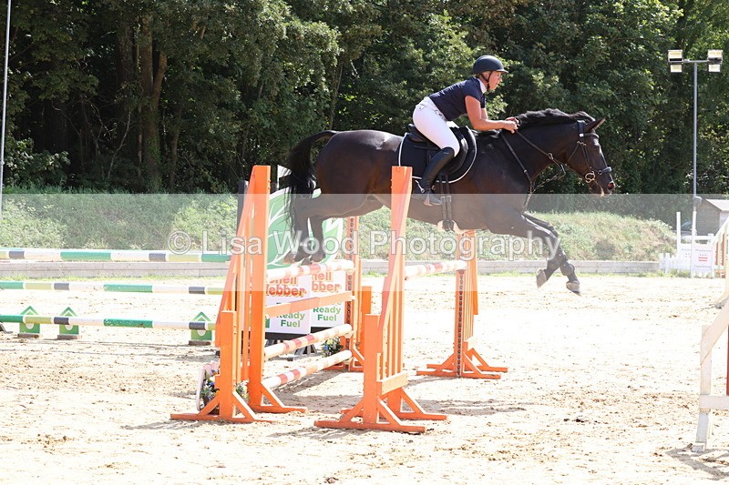 3E7A1688 - Class 8: Senior Newcomers/1.10m open
